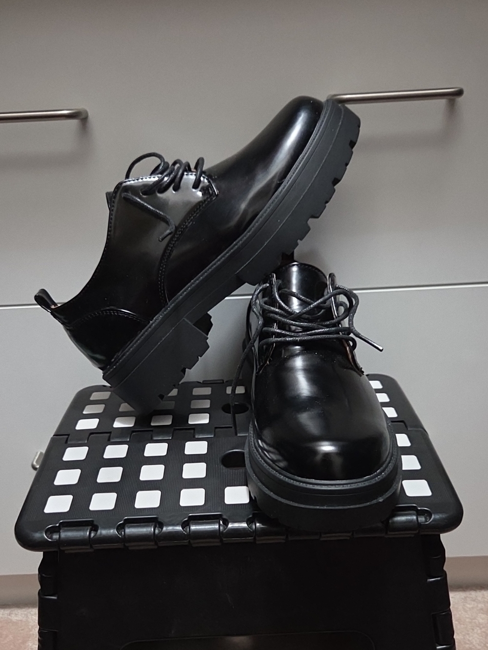 Black Chunky Derby Lace-Up Shoes